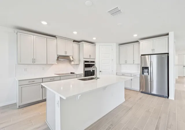 Photo 3 of Single family home for sale at 3815 Orange Forest Ln, Bartow, FL 33830 | MLS# TB8529775 | Listing updated on 2026-10-10