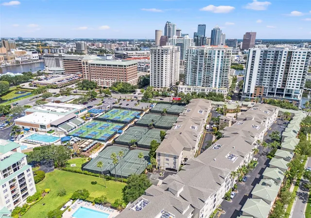 Photo 2 of Condo for sale at 501 Knights Run Ave #2111, Tampa, FL 33602 | MLS# TB8529805 | Listing updated on 2026-09-23