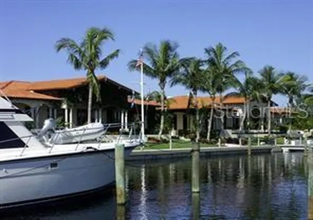 1st image of 2600 Harbourside Dr #B-16, Longboat Key, FL 34228 | MLS# A4700188
