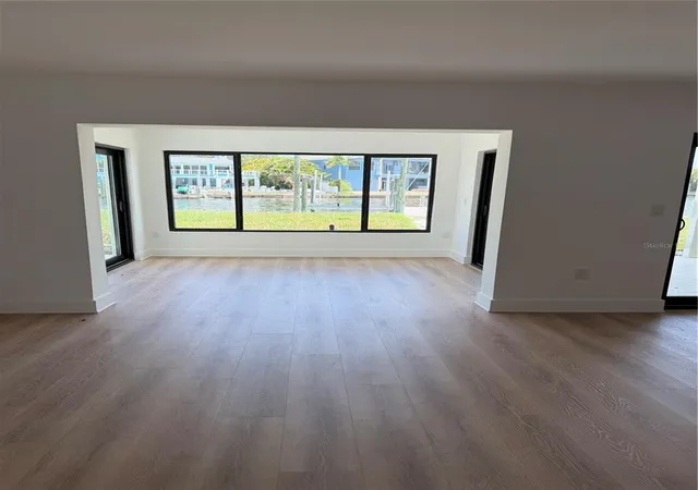 4th image of 105 Augusta Ave, Palm Harbor, FL 34683 | MLS# TB8529811