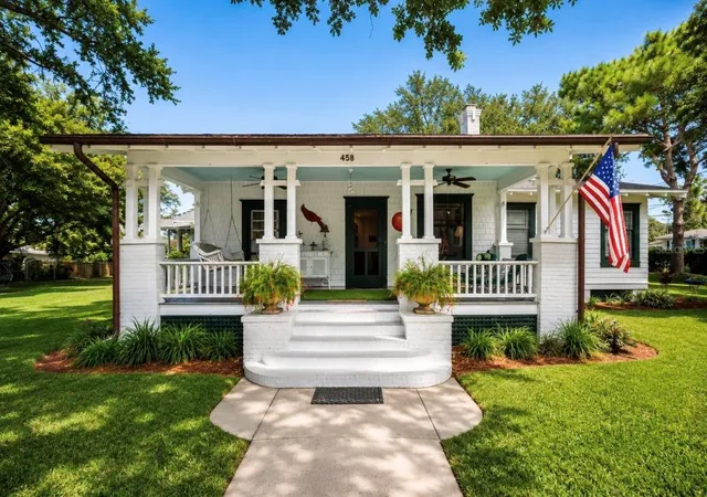 1st image of 458 Scotland St, Dunedin, FL 34698 | MLS# TB8529820