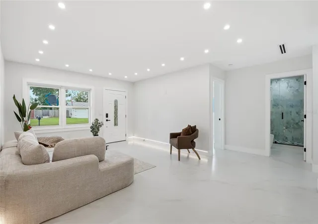 Photo 3 of Single family home for sale at 8118 Tanglewood Ln, Tampa, FL 33615 | MLS# TB8529829 | Listing updated on 2026-09-30