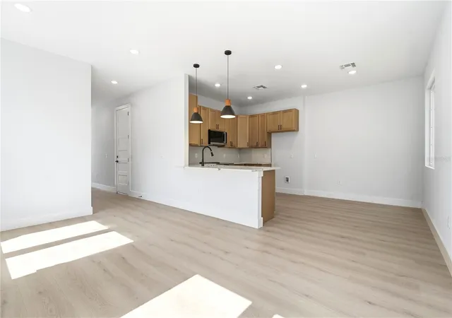 4th image of 1232 Virginia Dr, Orlando, FL 32803 | MLS# O6425651