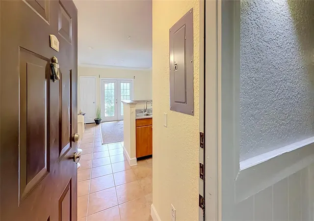 Photo 2 of Condo for sale at 202 E South St #4040, Orlando, FL 32801 | MLS# O6425652 | Listing updated on 2026-08-21