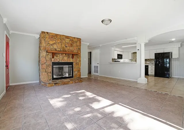 Photo 4 of Single family home for sale at 1361 Peters Dr, Leesburg, FL 34748 | MLS# G5115166 | Listing updated on 2026-09-10