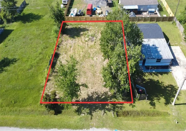 Photo 2 of Land for sale at 3rd Avenue, Orlando, FL 32820 | MLS# O6425659 | Listing updated on 2026-09-23
