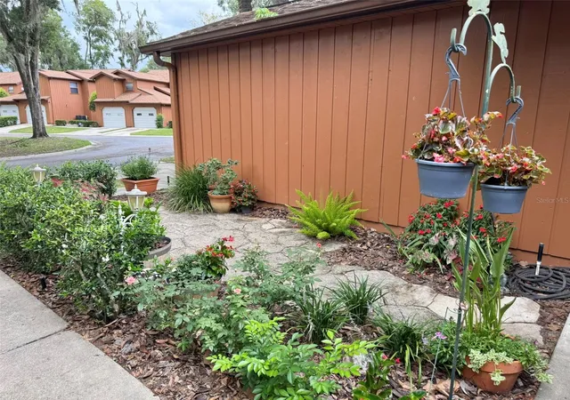3rd image of 2701 Ne 10Th St #401, Ocala, FL 34470 | MLS# OM728602
