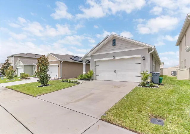 4th image of 3664 Sungrove Cir, Sanford, FL 32771 | MLS# TB8529870