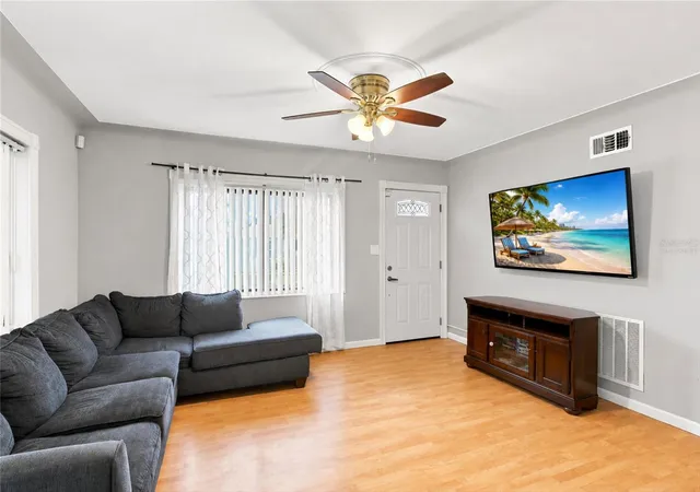 Photo 4 of Single family home for sale at 3827 38th Avenue N, Saint Petersburg, FL 33713 | MLS# TB8529873 | Listing updated on 2026-10-12