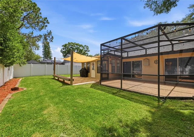 27th image of 1570 Club Dr, Tarpon Springs, FL 34689 | MLS# TB8529875