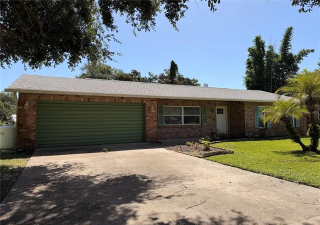 Photo 3 of Single family home for sale at 2513 Orange Tree Dr, Edgewater, FL 32141 | MLS# O6425696 | Listing updated on 2026-07-18