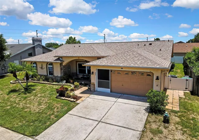 Photo 2 of Single family home for sale at 5426 La Plata Dr, New Port Richey, FL 34655 | MLS# W7887715 | Listing updated on 2026-08-05