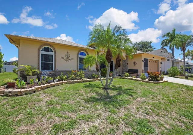 Photo 3 of Single family home for sale at 5426 La Plata Dr, New Port Richey, FL 34655 | MLS# W7887715 | Listing updated on 2026-08-05