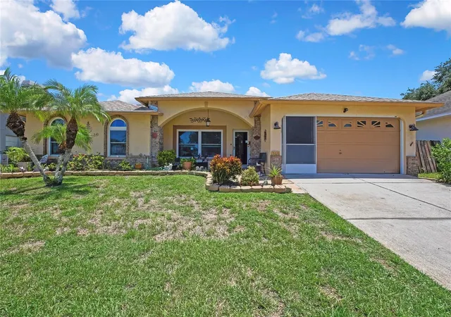 Photo 4 of Single family home for sale at 5426 La Plata Dr, New Port Richey, FL 34655 | MLS# W7887715 | Listing updated on 2026-08-05