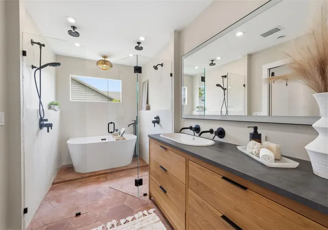 image of 11007 Theresa Arbor Dr, Temple Terrace, FL 33617 | MLS# TB8529899