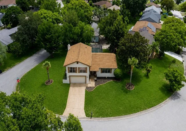 Photo 2 of Single family home for sale at 8609 Village Ml Row, Hudson, FL 34667 | MLS# W7887716 | Listing updated on 2026-09-22