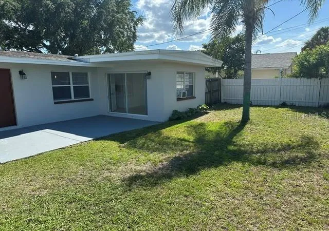 Photo 4 of Single family home for sale at 5109 Pueblo St, Orlando, FL 32819 | MLS# O6425710 | Listing updated on 2026-10-27