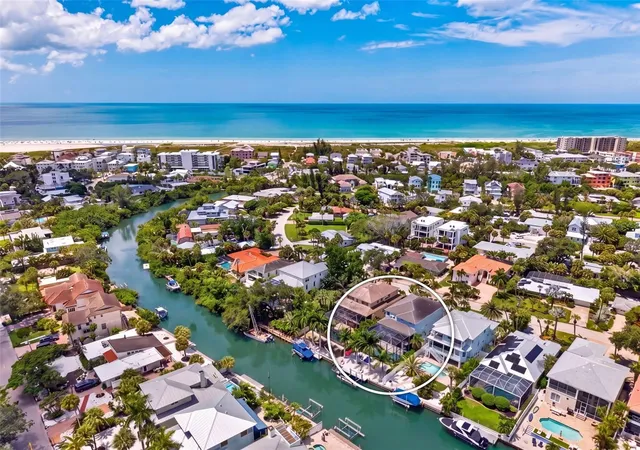 Photo 2 of Single family home for sale at 70 Island Cir, Sarasota, FL 34242 | MLS# A4700218 | Listing updated on 2026-10-05