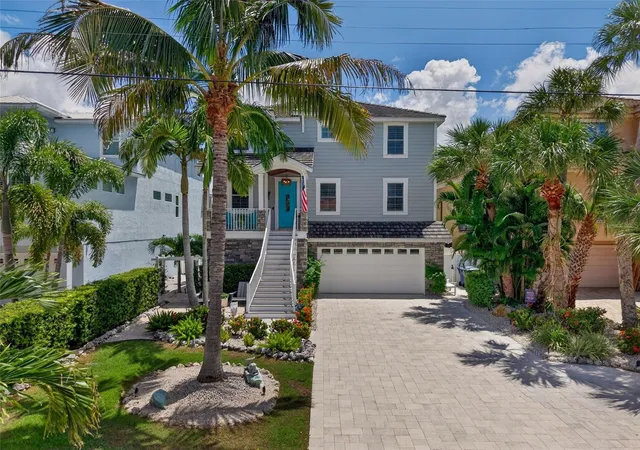 Photo 1 of Single family home for sale at 70 Island Cir, Sarasota, FL 34242 | MLS# A4700218 | Listing updated on 2026-10-05