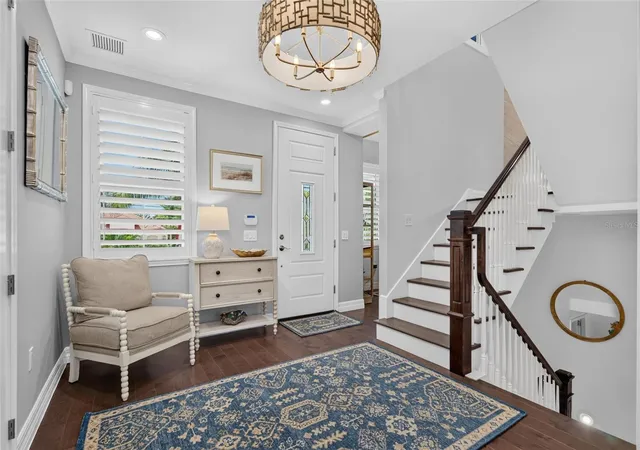 Photo 3 of Single family home for sale at 70 Island Cir, Sarasota, FL 34242 | MLS# A4700218 | Listing updated on 2026-10-05