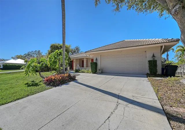 5th image of 1109 Delacroix Cir, Nokomis, FL 34275 | MLS# N6145042