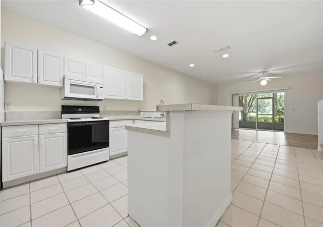 Townhouse for sale at 13200 W Newberry Rd #F-29, NEWBERRY, FL 32669 | MLS# GC542019 | Listing updated on 2026-10-09