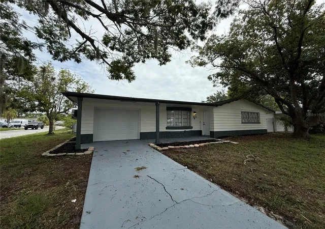 Photo 1 of Single family home for sale at 3019 Lloyd Dr, Holiday, FL 34691 | MLS# S5153853 | Listing updated on 2026-09-16