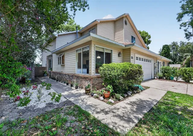 2nd image of 2662 Mcdonald Ter, Mount Dora, FL 32757 | MLS# G5115184