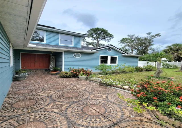 Photo 1 of Single family home for sale at 654 Madrid Dr, Kissimmee, FL 34758 | MLS# S5153855 | Listing updated on 2026-08-30