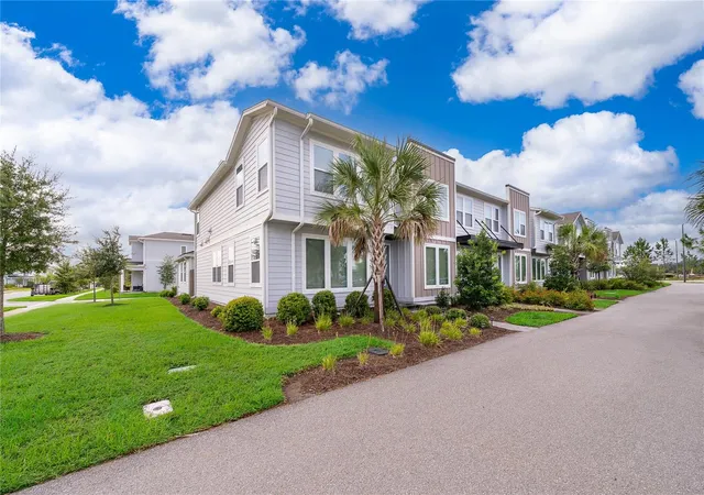 Photo 2 of Townhouse for sale at 2929 Voyager Ave, Saint Cloud, FL 34771 | MLS# S5153856 | Listing updated on 2026-10-03