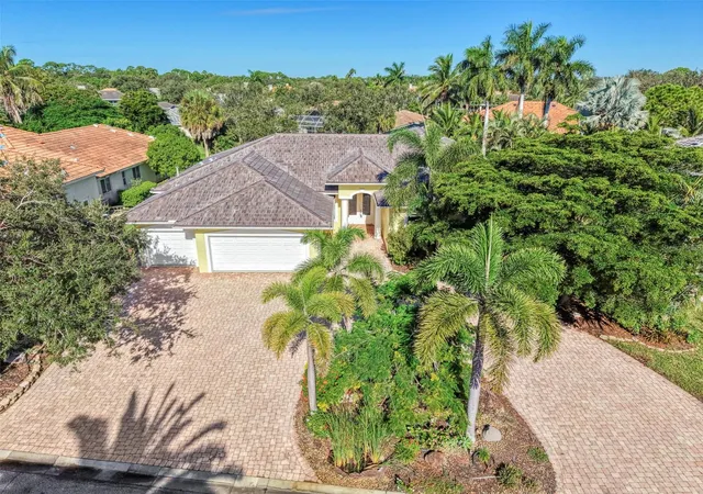 Photo 1 of Single family home for sale at 4708 Sweetmeadow Cir, Sarasota, FL 34238 | MLS# A4700233 | Listing updated on 2026-10-17