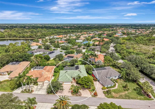 Photo 3 of Single family home for sale at 4708 Sweetmeadow Cir, Sarasota, FL 34238 | MLS# A4700233 | Listing updated on 2026-10-07