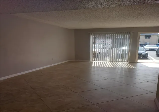 Photo 2 of Condo for sale at 4149 S Semoran Blvd #17, Orlando, FL 32822 | MLS# O6425767 | Listing updated on 2026-08-04