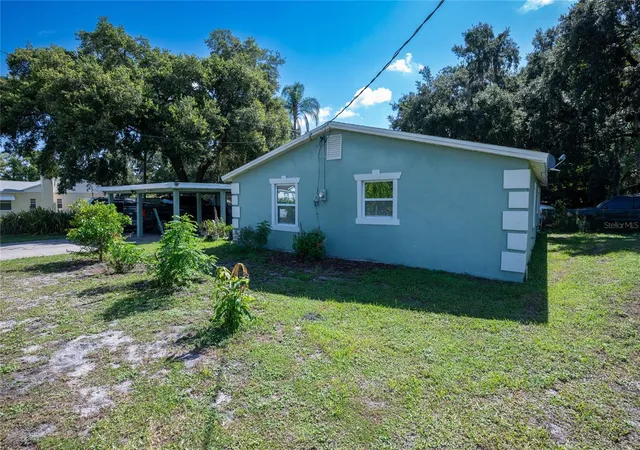 Photo 3 of Single family home for sale at 19 S Tyler Ave, Orlando, FL 32811 | MLS# O6425791 | Listing updated on 2026-09-12