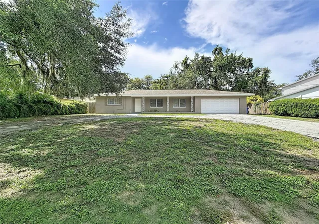 Photo 2 of Sale Pending at 7123 Woodfield Dr, Tampa, FL 33617 | MLS# TB8529988 | Listing updated on 2026-08-03