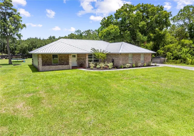 Photo 4 of Single family home for sale at 3839 Lakeview Acres Rd, St Cloud, FL 34772 | MLS# S5153865 | Listing updated on 2026-09-15