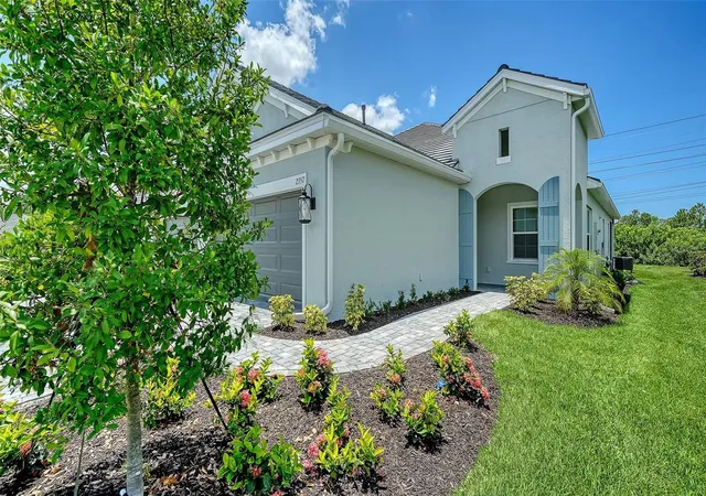 Photo 3 of Sale Pending at 2357 Blue Mahoe Ln, Sarasota, FL 34240 | MLS# A4700250 | Listing updated on 2026-07-30