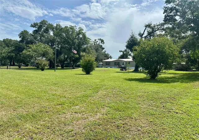 3rd image of 8528 Avon Lady Pl, Plant City, FL 33567 | MLS# TB8530006