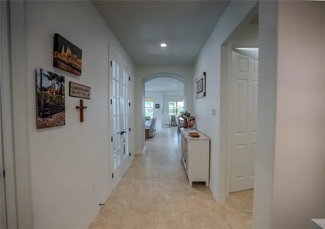 Photo 3 of Single family home for sale at 9576 Sw 65th Place, Ocala, FL 34481 | MLS# OM728636 | Listing updated on 2026-09-07
