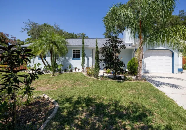 Photo 2 of Single family home for sale at 2553 Nordman Ave, New Smyrna Beach, FL 32168 | MLS# NS1088758 | Listing updated on 2026-10-07