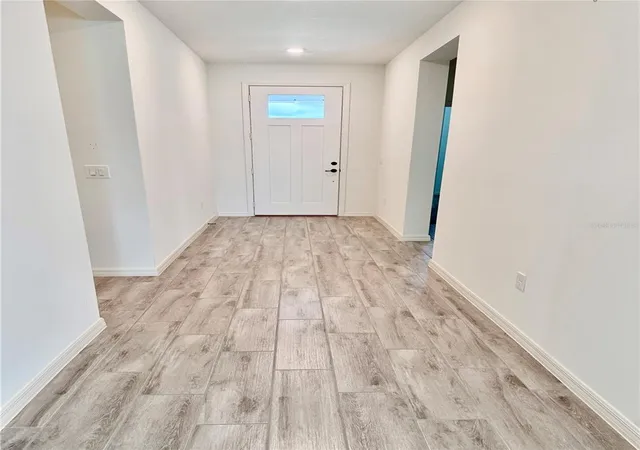 Photo 2 of Single family home for sale at 10155 Guthrie Dr, Clermont, FL 34711 | MLS# O6425819 | Listing updated on 2026-08-30