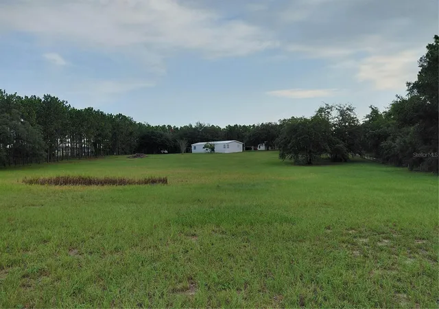 Photo 3 of Manufactured home for sale at 14240 Lost Lake Rd, Clermont, FL 34711 | MLS# G5115203 | Listing updated on 2026-08-24