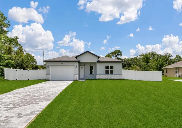 Photo 1 of Sale Pending at 3888 Sw 157th Place Rd, Ocala, FL 34473 | MLS# O6425838 | Listing updated on 2026-07-31