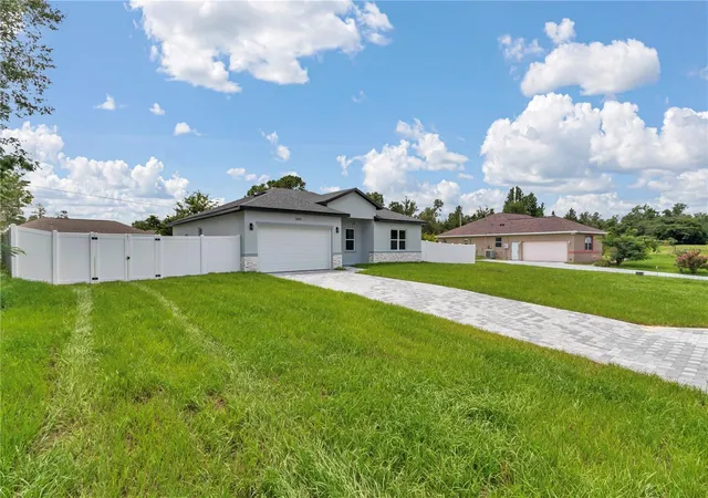Photo 3 of Sale Pending at 3888 SW 157th Place Rd, Ocala, FL 34473 | MLS# O6425838 | Listing updated on 2026-07-31