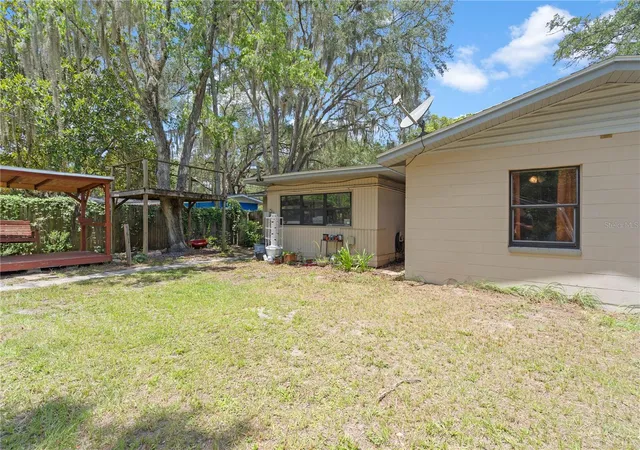 Photo 16 of Single family home for sale at 1717 Ne 28th Avenue, Gainesville, FL 32609 | MLS# GC542030 | Listing updated on 2026-08-25