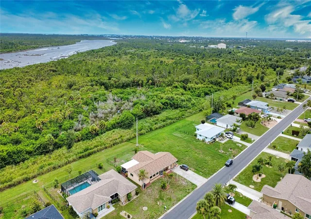 Photo 2 of Single family home for sale at 27 Annapolis Ln, Rotonda West, FL 33947 | MLS# D6148112 | Listing updated on 2026-08-05