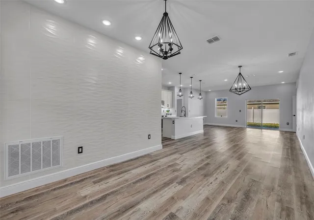 Photo 4 of Single family home for sale at 49 Orchid Ct, Kissimmee, FL 34759 | MLS# O6425860 | Listing updated on 2026-08-07