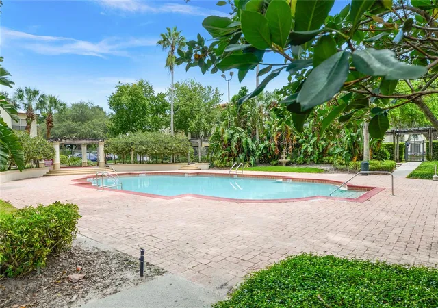 Photo 2 of Condo for sale at 826 Camargo Way #302, Altamonte Springs, FL 32714 | MLS# O6425871 | Listing updated on 2026-10-07