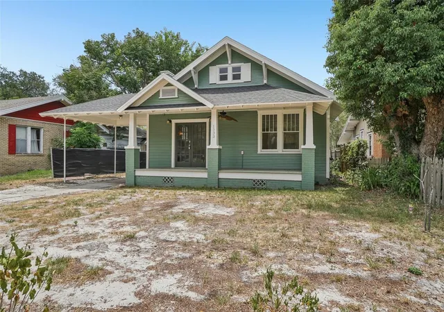 Photo 3 of Single family home for sale at 1533 E Elm Rd, Lakeland, FL 33801 | MLS# L4963578 | Listing updated on 2026-09-12