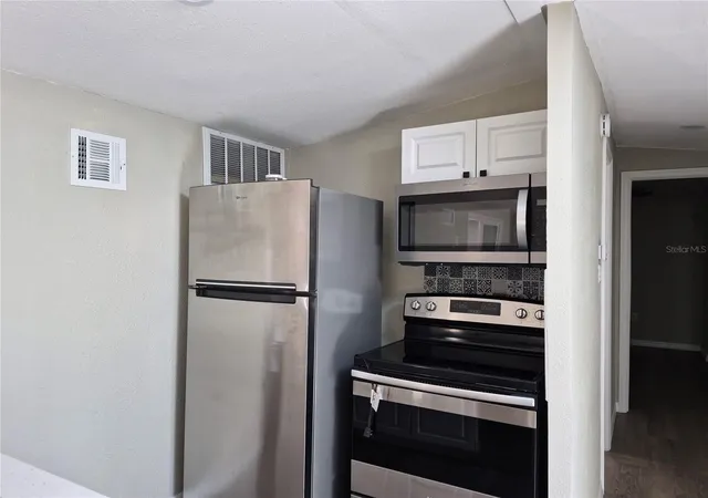 4th image of 3000 Clarcona Rd #532, Apopka, FL 32703 | MLS# O6425877